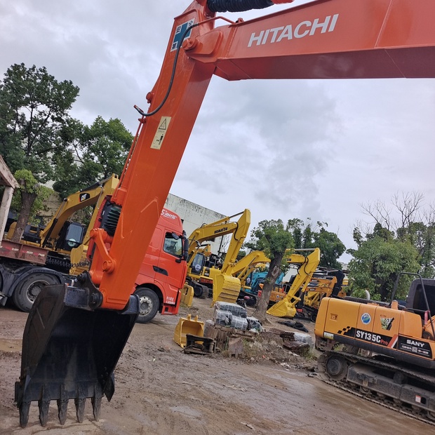 2023 Hitachi EX120-5-44168327