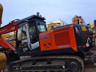 صورة ل حفارات مجنزرة 2023 هيتاشى Zaxis 200