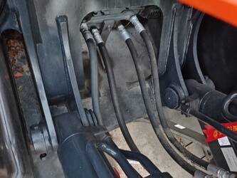 2023-hitachi-zaxis-200-44168361