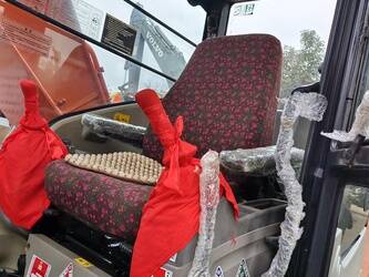 2023-hitachi-ex200-3-44168382