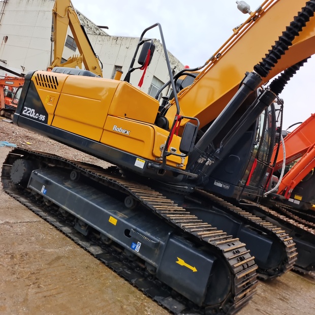 2023 هيونداي DH220LC-9-44168419