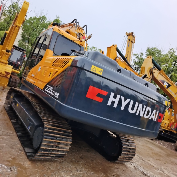 2023 هيونداي DH220LC-9-44168422