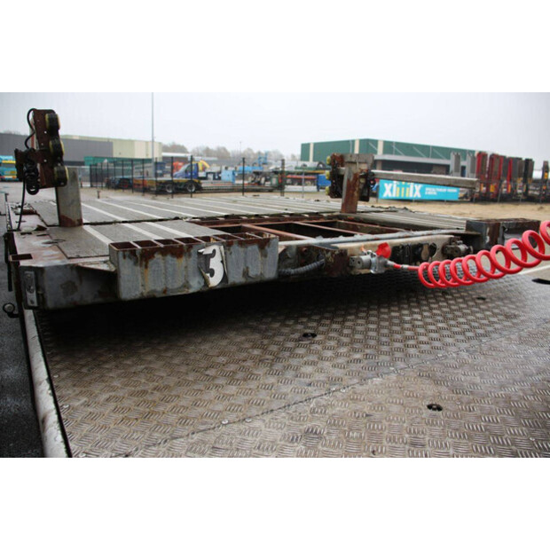 2008 موسبرجر OTHERS-44168761