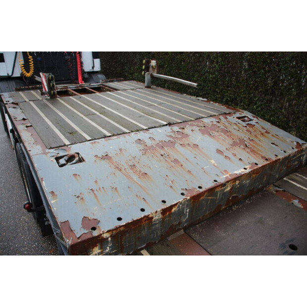 2008 موسبرجر OTHERS-44168795