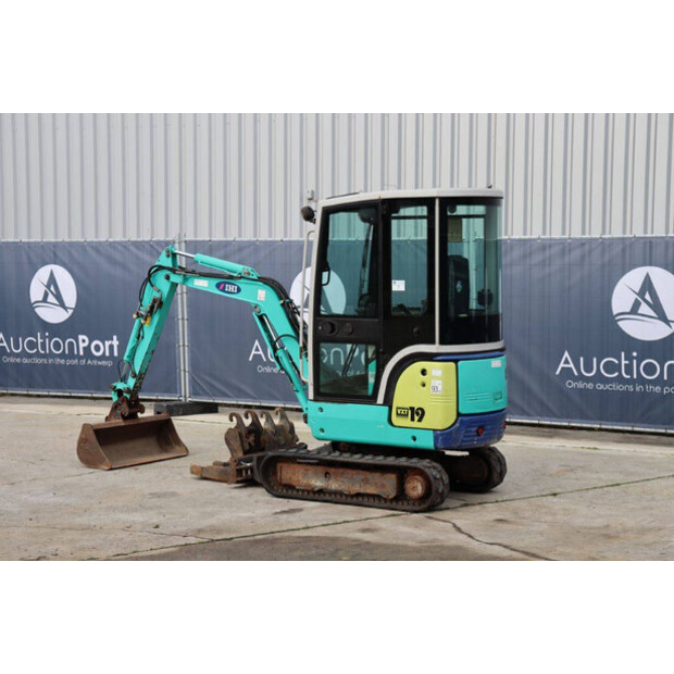 2011 اي اتش اي 19UXT-44169038