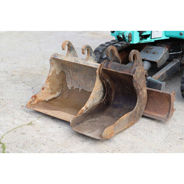 2011 اي اتش اي 19UXT-44169063