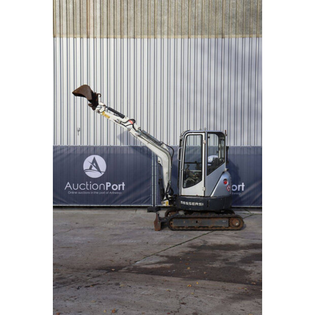 2007 ميسرسي M-22U/C-44169321