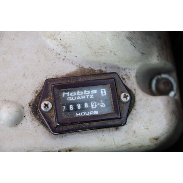 2010 IHI 19VXT-44169485