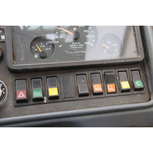 1998 ميرلو P35.9EVS-44169534