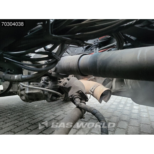 2022 فولفو FM 460-44169789