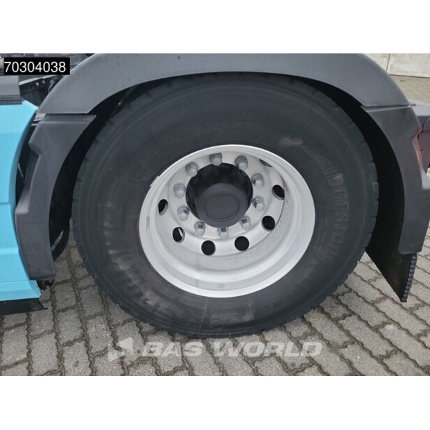 2022 فولفو FM 460-44169793