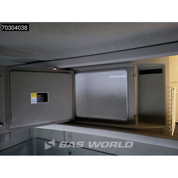 2022 فولفو FM 460-44169805