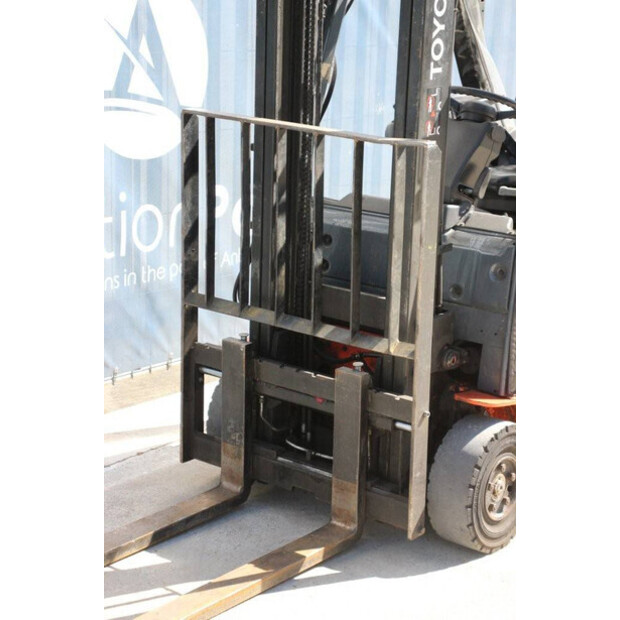 2016 تويوتا 8FBE15T-44170157