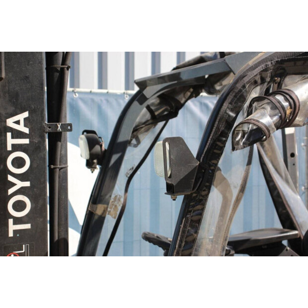 2016 تويوتا 8FBE15T-44170165