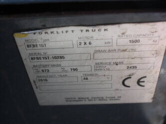 2016-toyota-8fbe15t-1391422-44170172