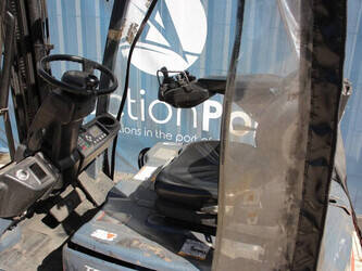 2016-toyota-8fbe15t-1391422-44170180