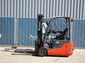 toyota-traigo-16-1391428-44170405