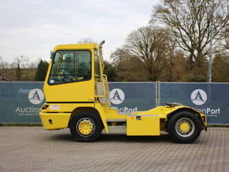 2014-terberg-yt182-1391433-44170463