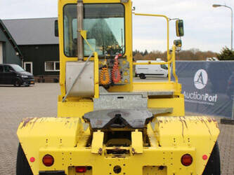 2014-terberg-yt182-1391433-44170465