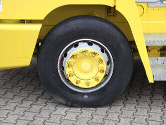 2014-terberg-yt182-1391433-44170473