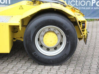 2014-terberg-yt182-1391433-44170474