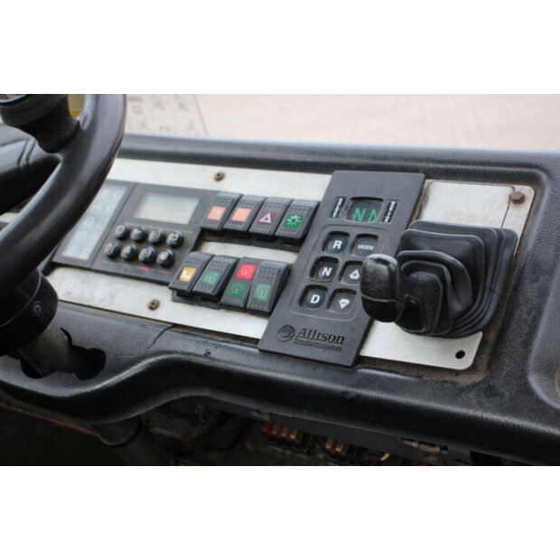 2011 Terberg YT182-44170591