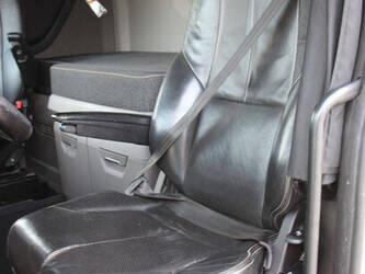 2022-scania-s590vb-6x2nb-44170671