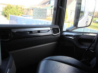 2022-scania-s590vb-6x2nb-44170685