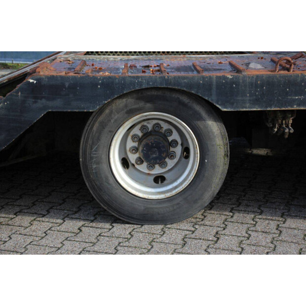 2002 lako SDT230-44170706