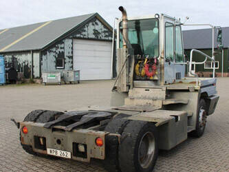 2016-terberg-yt182-1391446-44170723