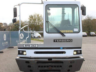 2016-terberg-yt182-1391446-44170725
