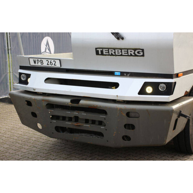 2016 Terberg YT182-44170727