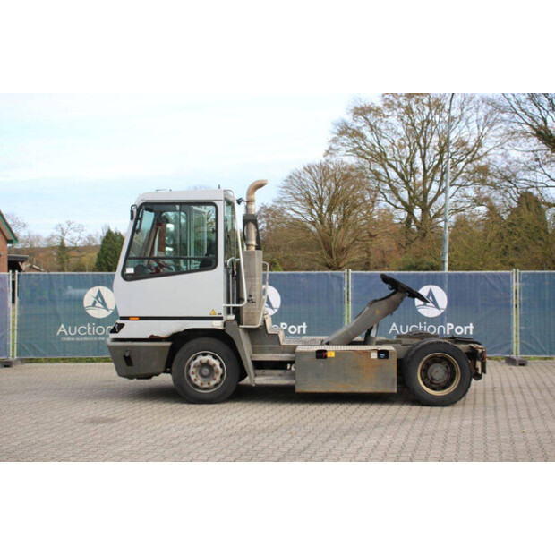 2016 Terberg YT182-44170750