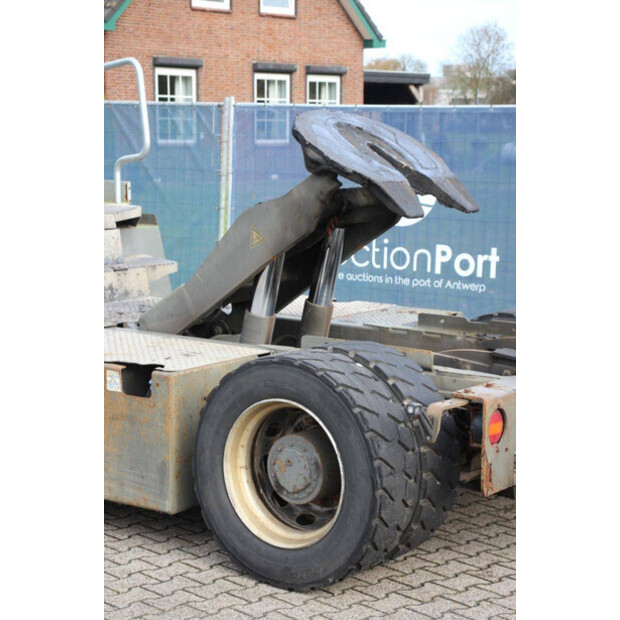 2016 Terberg YT182-44170752