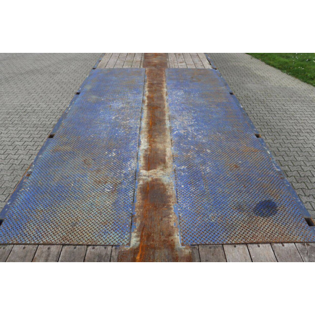 2009 Nooteboom MCO-48-03V/L-44170840