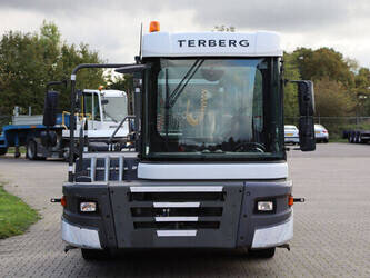 2016-terberg-dt183-mega-1391451-44170856