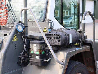 2016-terberg-dt183-mega-1391451-44170868