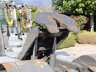 2016-terberg-dt183-mega-1391451-44170901