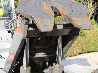 2016-terberg-dt183-mega-1391451-44170902