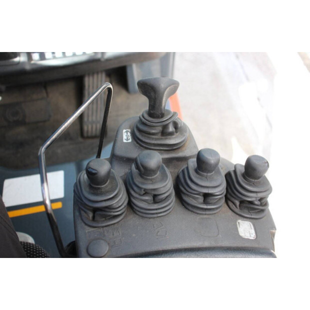 2018 تويوتا 8FBEK16T-44171054