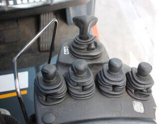 2018-toyota-8fbek16t-1391458-44171054