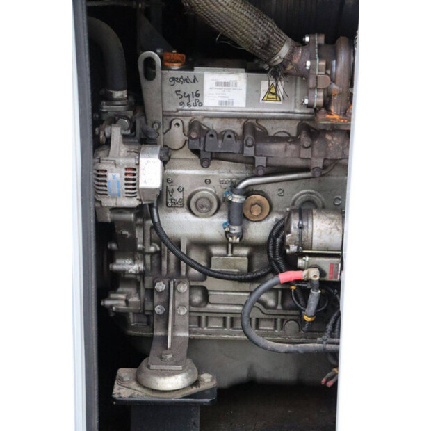 2015 بريدنورد BRYAN20-44171132