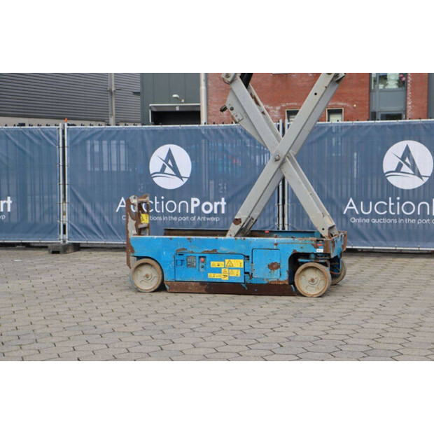 2013 Genie GS-2646-44171227