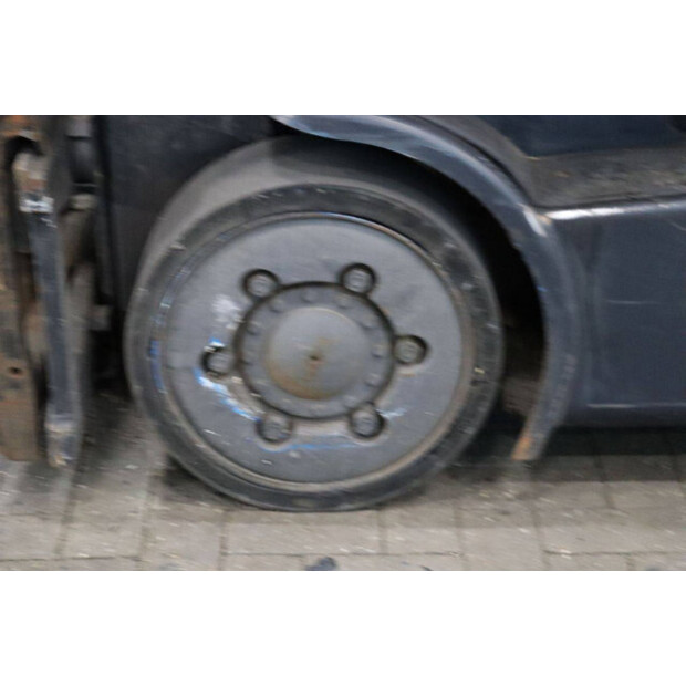 2015 Crown FC4525-2.0-44171722