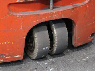 2013-linde-e16-01-1391503-44171966