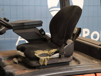 2013-linde-e16-01-1391503-44171973