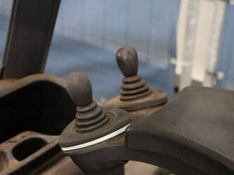 2013-linde-e16-01-1391503-44171977