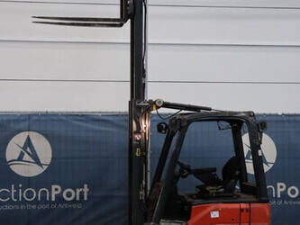 2013-linde-e16-01-1391503-44171987