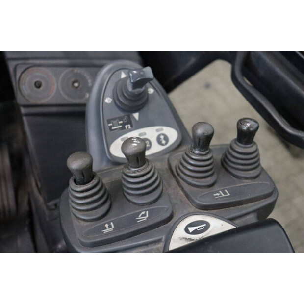 2016 ستيل RX70-30T-44172114