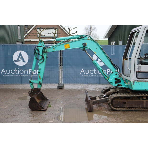 اي اتش اي IS-30G3-44172358